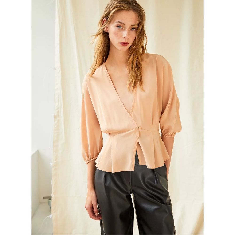 Wilfred | Le Fou Aritzia Jazz Blouse Silk Stockings Beige Size XXS